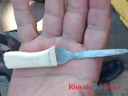 A micha serve para ligar veículos, colocada na ignição como uma chave falsa