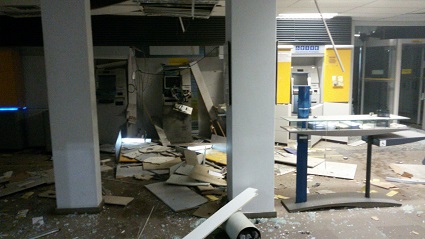 Agência ficou danificada com a explosão