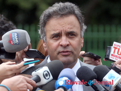 AŽcio Neves, senador do PSDB e candidato ˆ presidncia em 2014