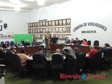 Vereadores ir‹o avaliar projeto sobre pavimenta‹o de ruas