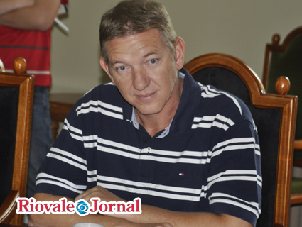 Com a reforma, Jeferson, que fica ˆ frente da Secretaria de Planejamento, deve concentrar sua aten‹o na elabora‹o de projetos