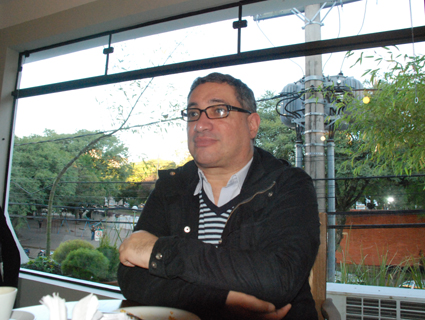 Para o professor Josmar Reyes, a popularização das séries causou uma migração cultural