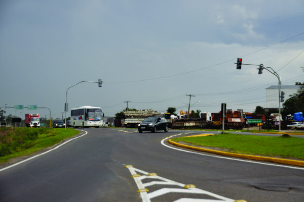 Filas e tempo de espera para cruzar já diminuíram