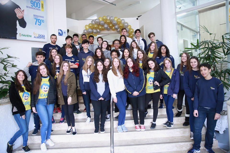 O Colégio vem crescendo em ritmo considerável e detém um excelente conceito na comunidade santa-cruzense