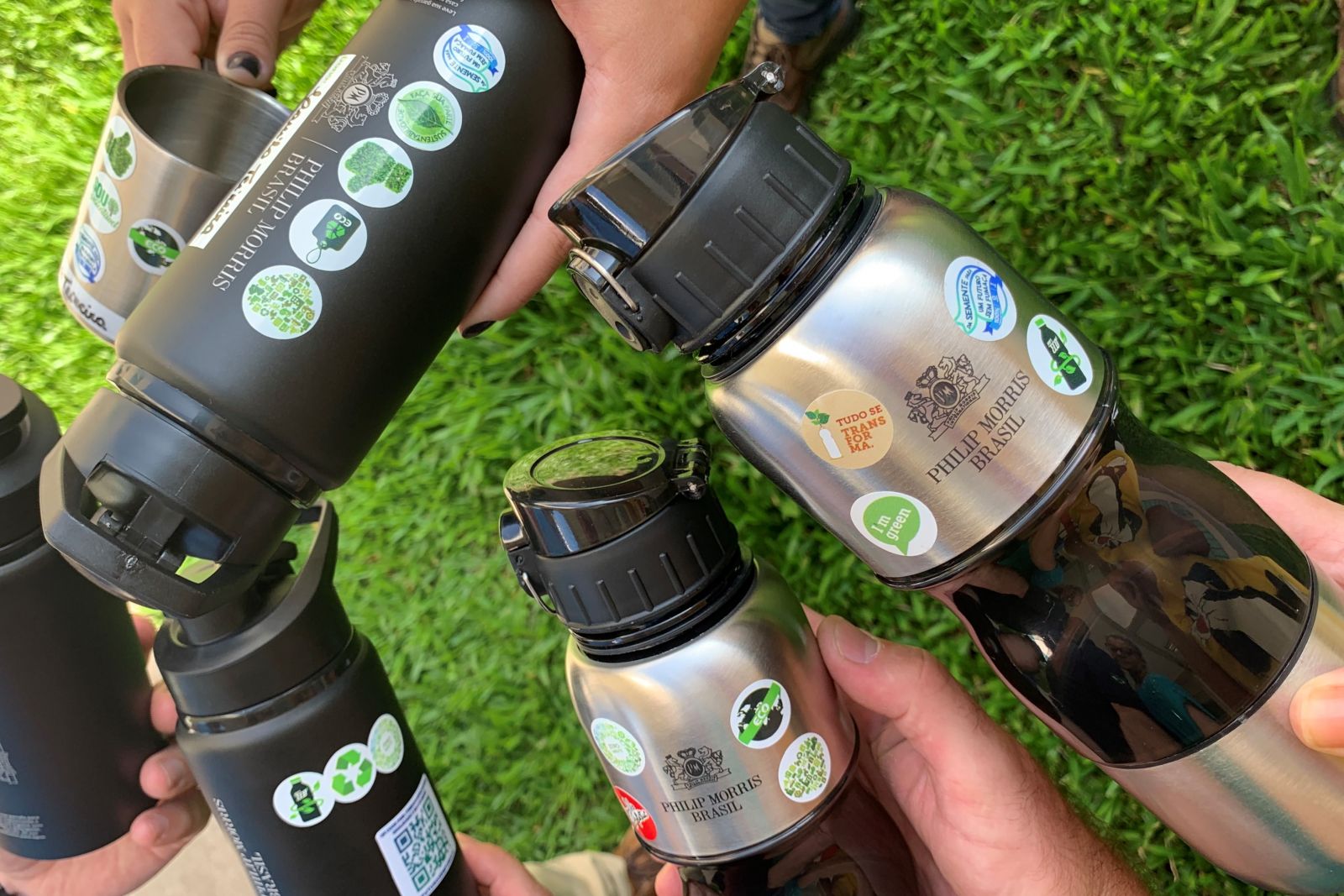 Empresa desenvolve o projeto Sem Copos Descartáveis