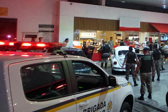 Operação consiste em série de abordagens em diversos pontos da cidade