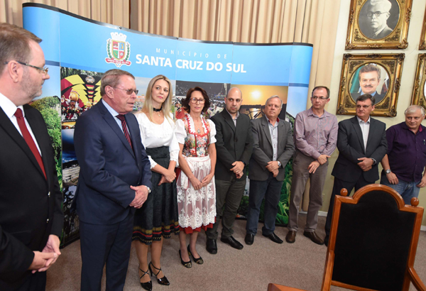 Associa‹o tem parceria com a Prefeitura para a realiza‹o da Oktoberfest