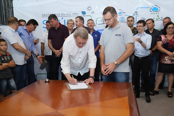 A nova unidade carregará o nome de uma importante personalidade santa-cruzense, o sambista Alcemiro dos Santos