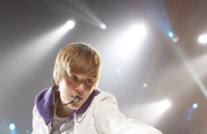 Justin Bieber promete agitar Porto Alegre