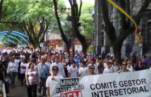 Santa Cruz na luta contra Aids