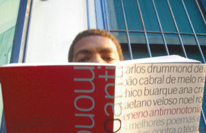 Menos de 30% do país são plenamente alfabetizados