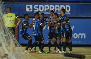 Campeonato Gaúcho: Grêmio próximo do tri