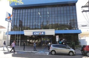 Agências da Caixa passam a funcionar das 8h às 13h