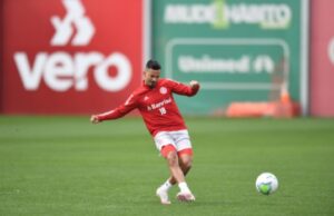 Dupla Gre-Nal retoma disputa continental