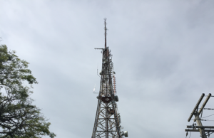 Torre Municipal de TV apresenta sinais de precariedade