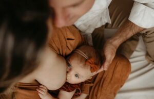 Troca de afeto entre mãe e bebê