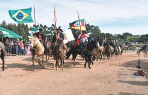 Semana Farroupilha: Chegada da Chama Crioula abre festejos na terça-feira