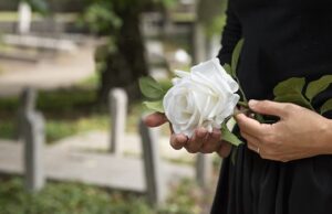 Finados | Cultos e missas marcam homenagens aos falecidos