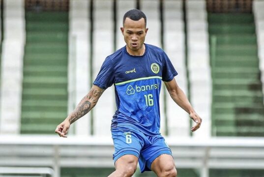 Gauchão 2026 | Avenida anuncia o meio-campista Anderson Uchôa
