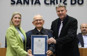 Legislativo | Nelson Kich é agraciado com o título de Cidadão Santa-cruzense