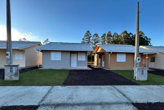 Habitação | Vera Cruz conclui entrega de casas a atingidos