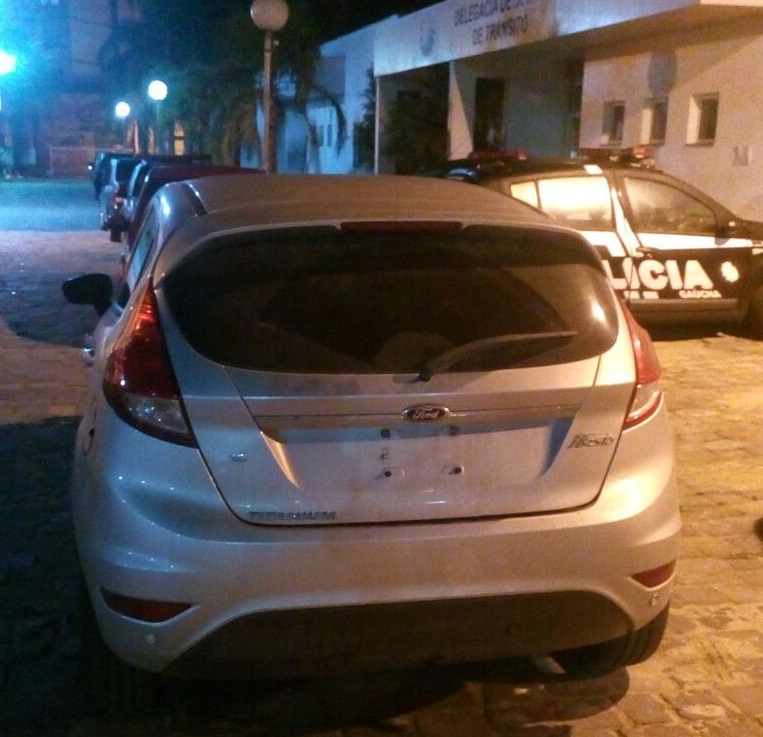 Veículo Fiesta roubado em Santa Cruz nas proximidades da Unisc