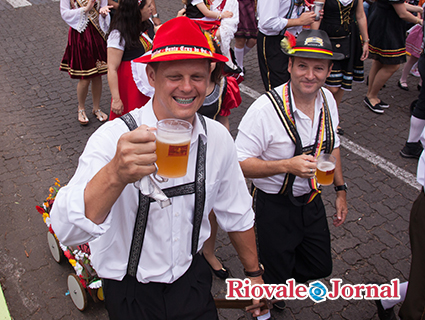 Visitantes podem optar pelo tradicional chope pilsen ou por tipos especiais