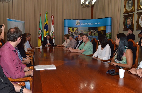 A assinatura do edital foi realizada na última sexta-feira no Palacinho 