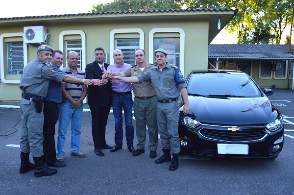 A chave do veículo foi entregue pelo Presidente da Imply, Tironi Paz Ortiz