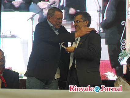 Portaria que transfere sede do MTG para Santa Cruz foi entregue ao prefeito Telmo Kirst