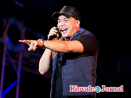 Cantor traz o forró irreverente para Santa Cruz do Sul