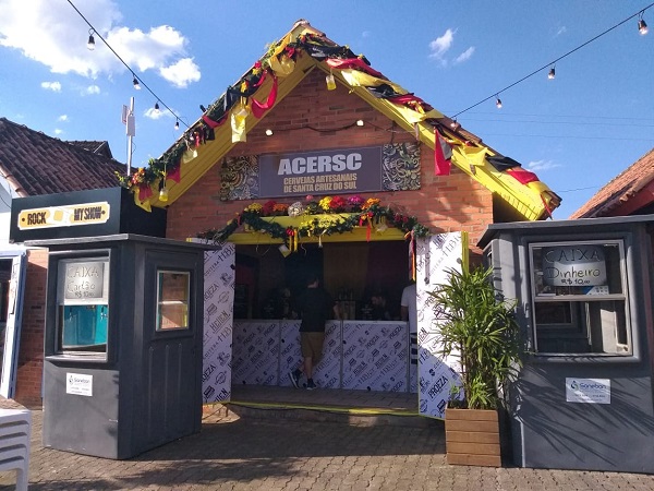 O espaço da Acersc conta com sete cervejarias, HBier, Proeza, Holly Sheep, Tinhosa, Probier, Guitera e Hellen