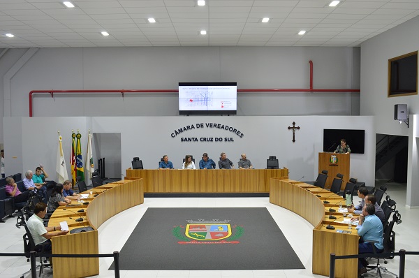 Entre as mudanças discutidas em audiência pública estão as aberturas de vias, alargamentos viários, ajustes geométricos e inserções de rotatórias