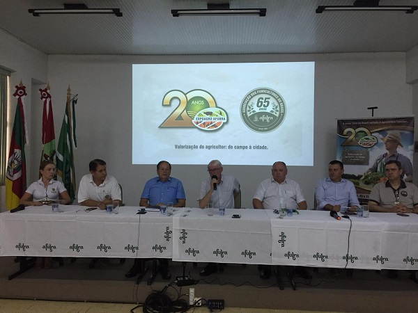 Feira aconteceria na semana que vem com expectativa de grande público