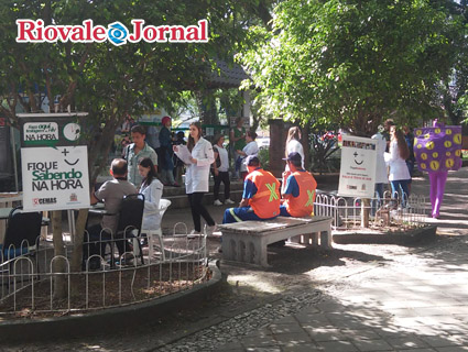 Interessados foram orientados a fazer o teste rápido