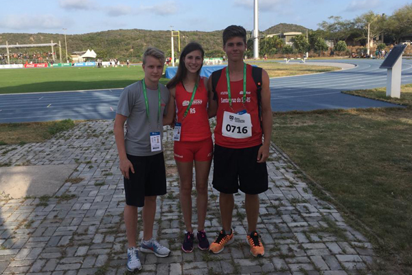 Alunos do Mauá que competiram no atletismo
