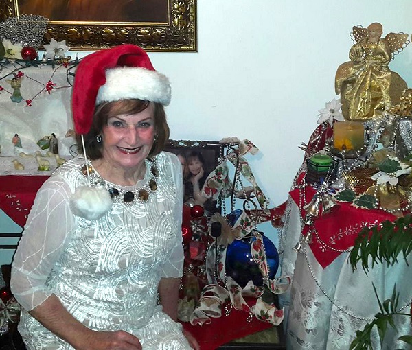 Anastacia comemora todos os anos o Natal tradicionalmente