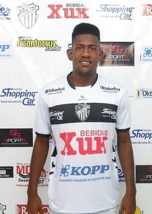 Andre Bahia poderá ficar a disposição do técnico Hélio Vieira