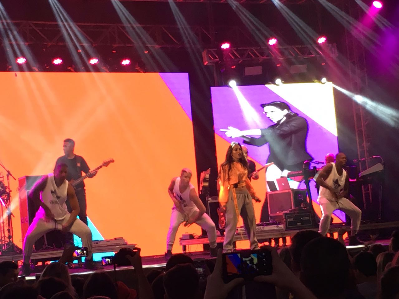 A musa do funk, Anitta, trouxe seus sucessos