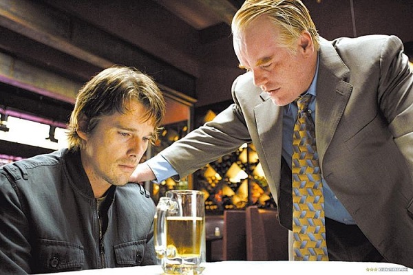 Buscando resolver seus problemas financeiros, os irmãos Andy e Hank acabam com problemas ainda mais sérios 