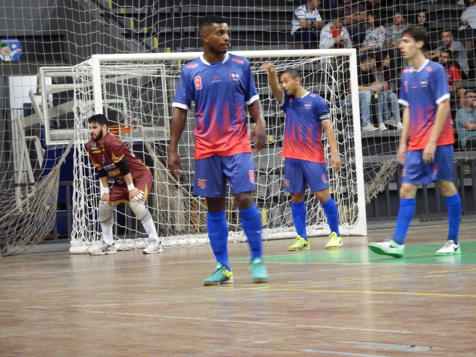 Partida será neste sábado, 12, às 20h 