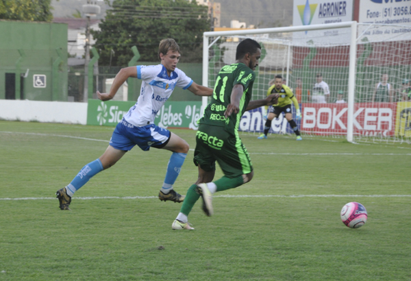 Avenida corre em busca das semifinais do campeonato