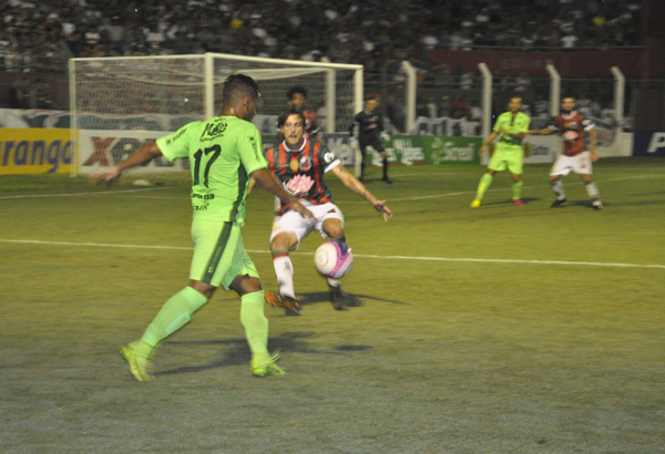Avenida tentará se recuperar após estreia em Rio Grande