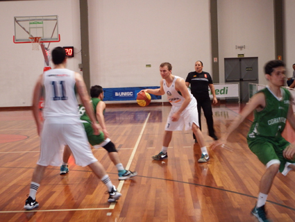 Cigha/União Corinthians voltará a jogar em novembro