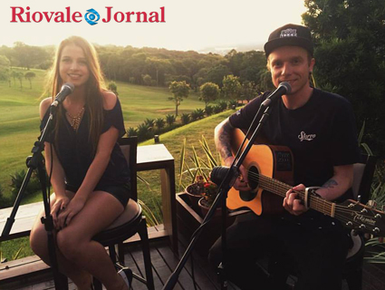 Beatrice e Matheus vão soltar a voz no Espaço Camarim