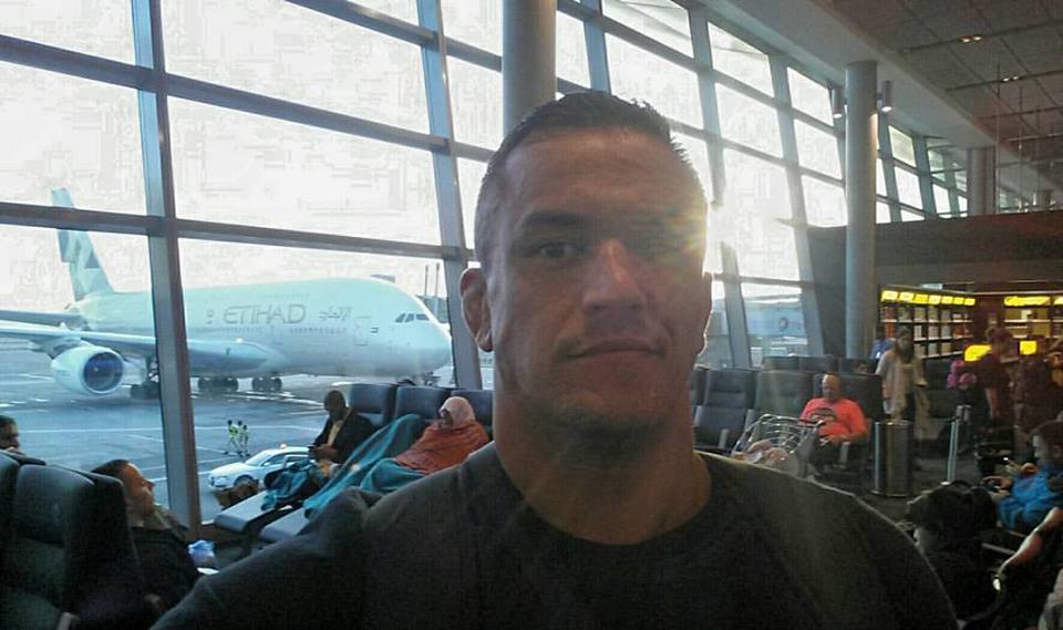 Big encarou 12 horas de viagem até Abu Dhabi, nos Emirádos Árabes, para depois partir para a Tailândia