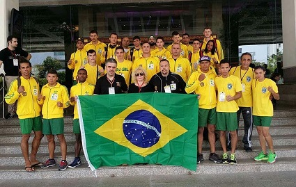 Seleção Brasileira de Muay Thai está na Tailândia com cerca de 30 integrantes
