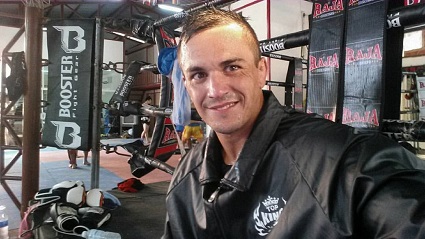 Treinos e mais treinos: são duas sessões diárias de treinamento na Tailândia com a Seleção Brasileira de Muay Thai 