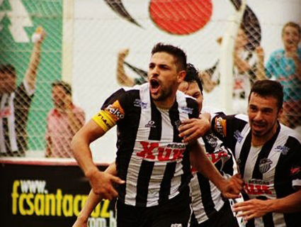 Zagueiro Caio é um dos reforços para 2017