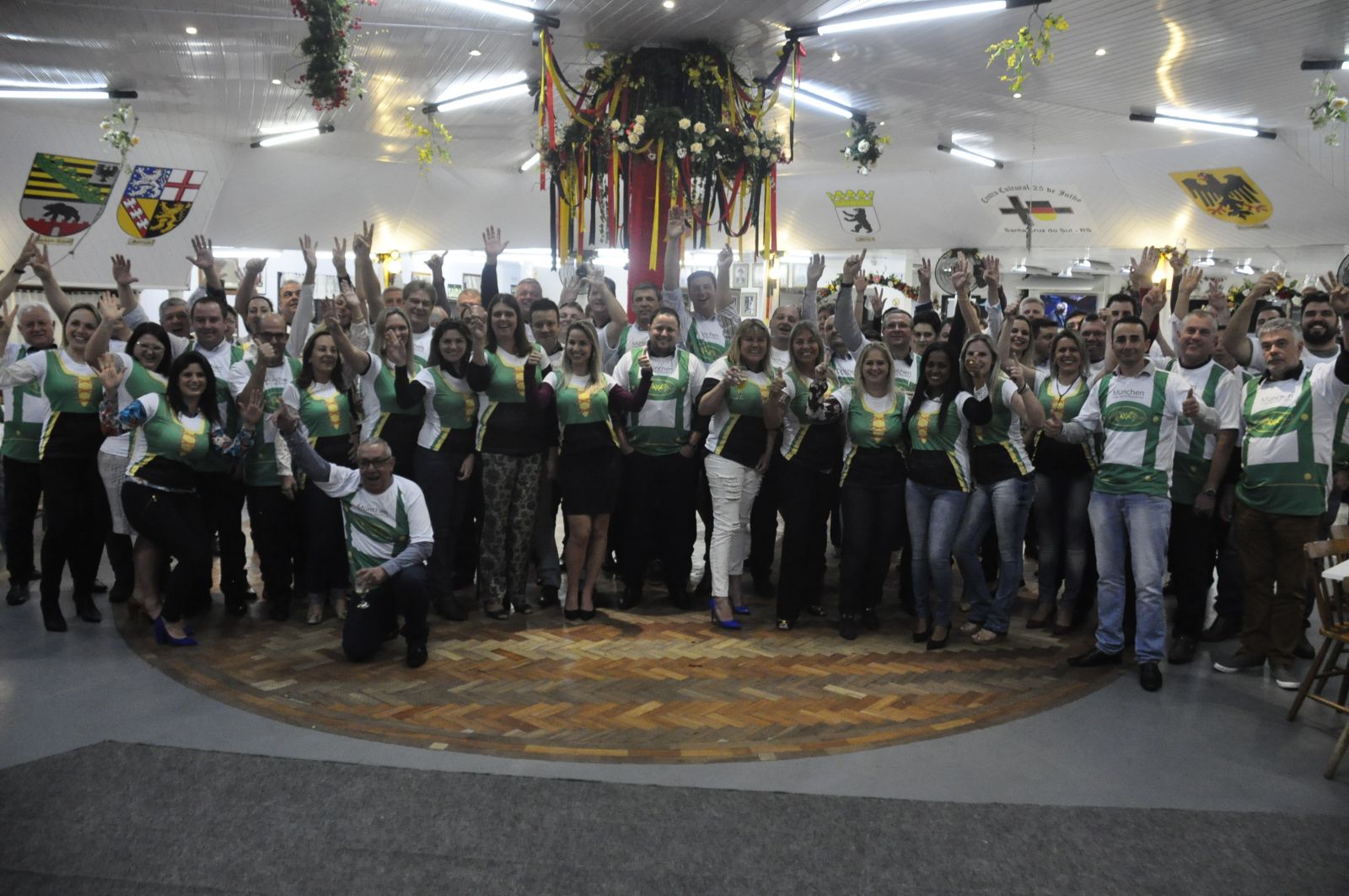 Nova campanha de vendas do München Open Mall e Residence reuniu corretores de diversas imobiliárias